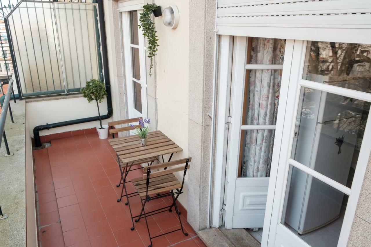 Apartment With Balcony In The Square 포르투 외부 사진