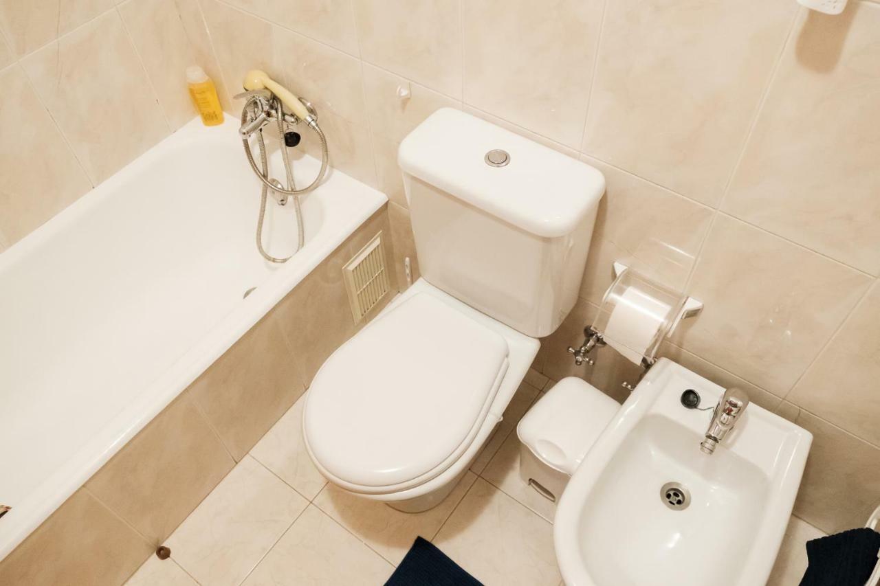 Apartment With Balcony In The Square 포르투 외부 사진